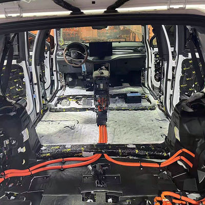 Prezzo buono Pad di isolamento del cofano automatico personalizzato Isolamento acustico auto riduzione del rumore del vento in linea